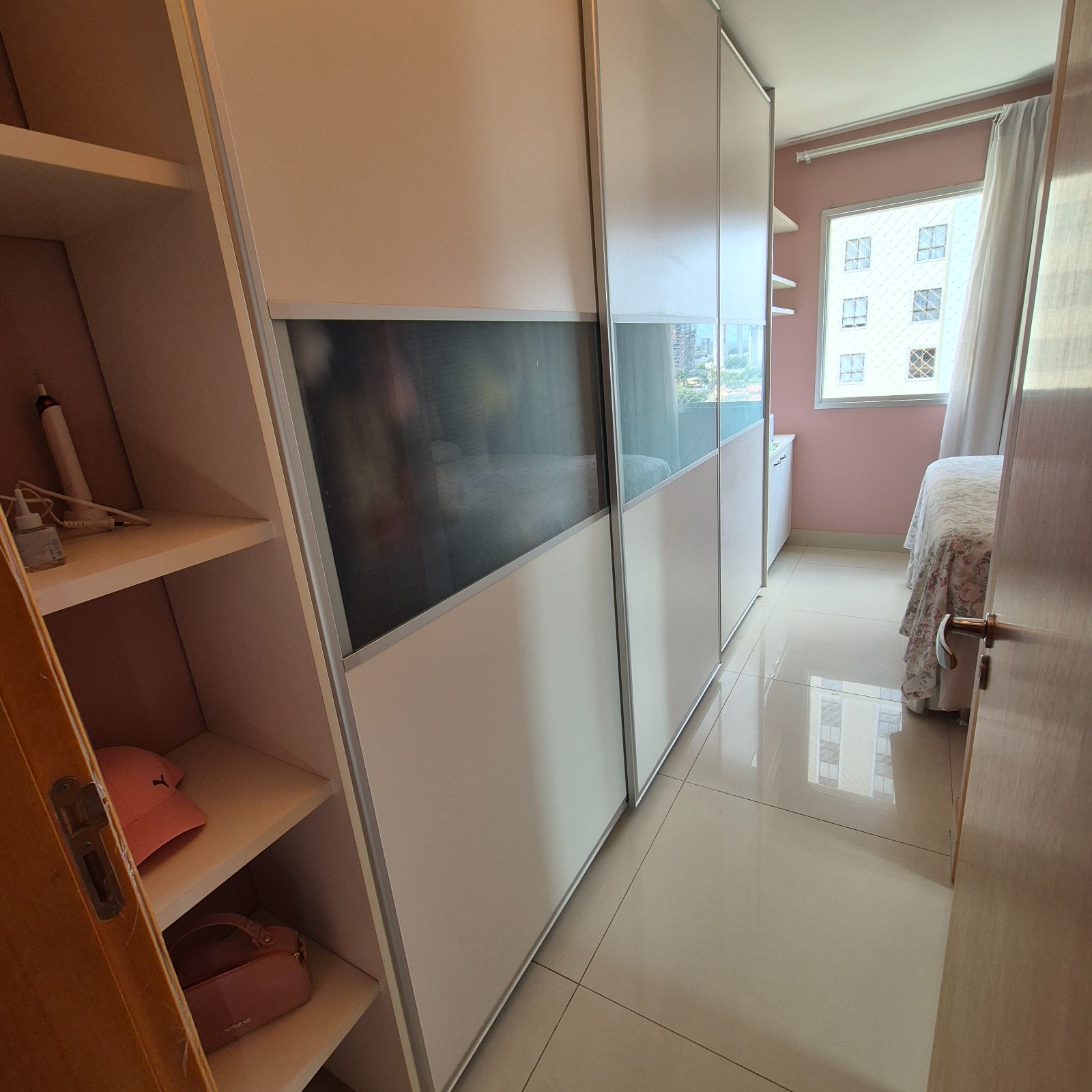 Apartamento Alto Padrão no Setor Bueno - 14º Andar com Vista Privilegiada