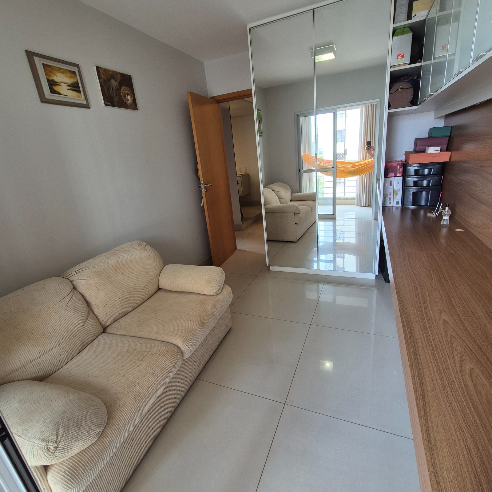 Apartamento Alto Padrão no Setor Bueno - 14º Andar com Vista Privilegiada