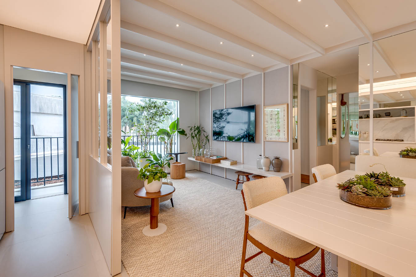 Apartamento 2Q Alto Padrão no Setor Bueno - Edifício Sync - Andar Alto Nascente