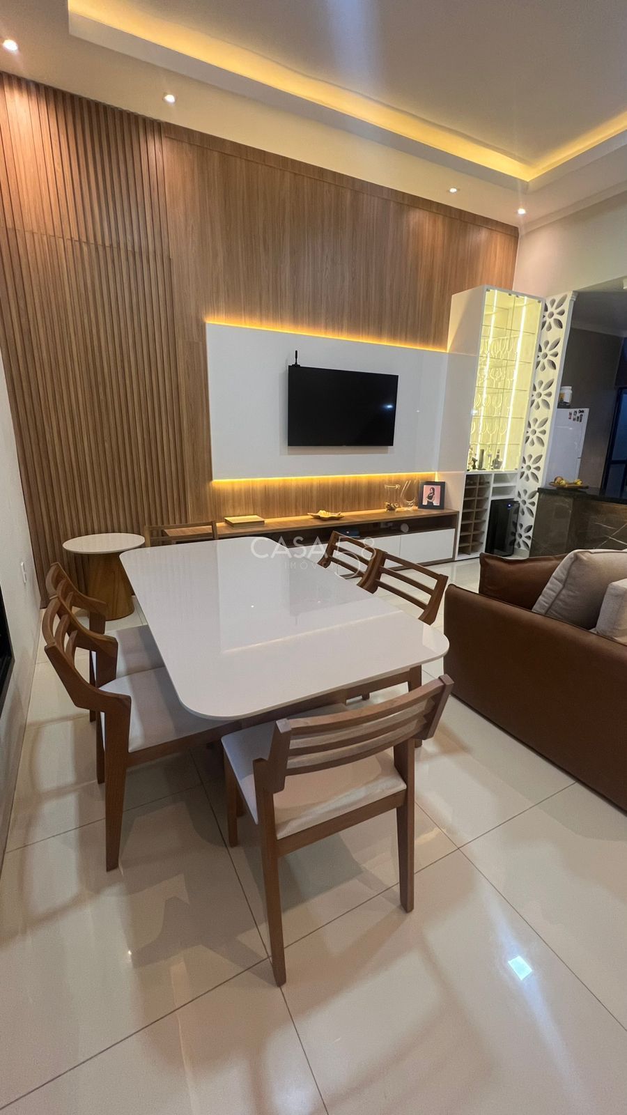 Casa moderna e aconchegante à venda no Jardim Novo Mundo – Goiânia