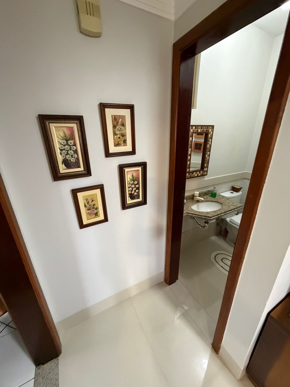Sobrado em Condomínio no Parque Anhanguera - 3 quartos / 1 suíte / 125m²