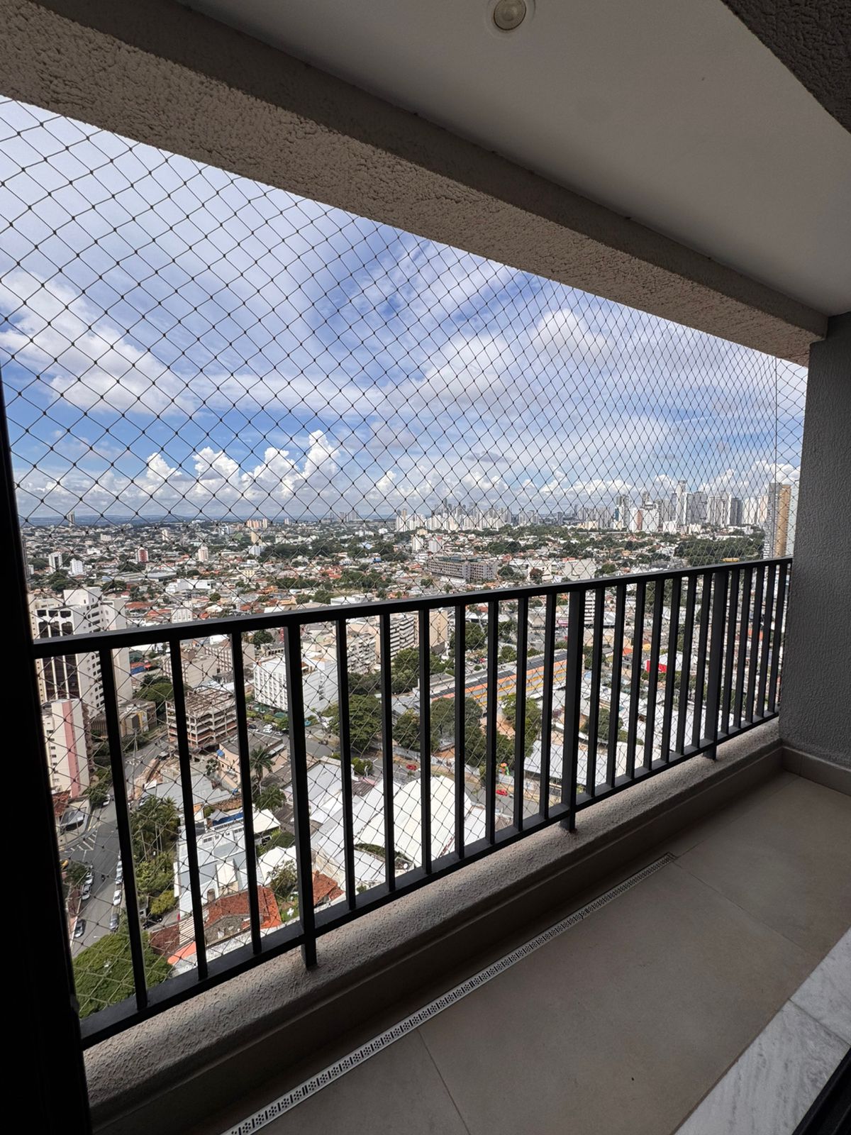 Flat para aluguel / mobiliado / 1 vaga / predio novo / rooftop no 38º / jacuzzi / piscina