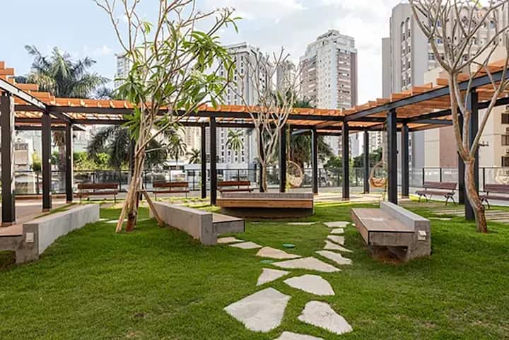 Flat para aluguel / mobiliado / 1 vaga / predio novo / rooftop no 38º / jacuzzi / piscina