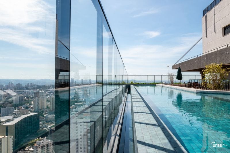 Flat para aluguel / mobiliado / 1 vaga / predio novo / rooftop no 38º / jacuzzi / piscina
