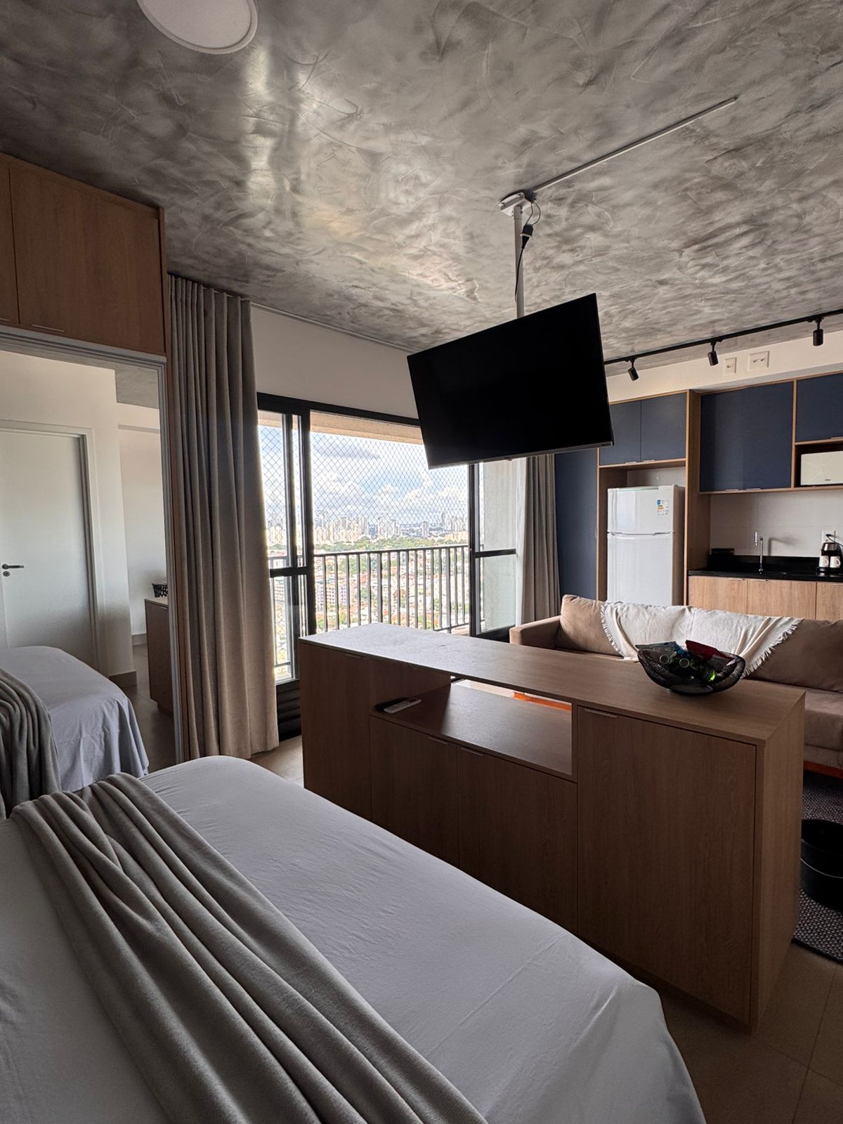 Flat para aluguel / mobiliado / 1 vaga / predio novo / rooftop no 38º / jacuzzi / piscina