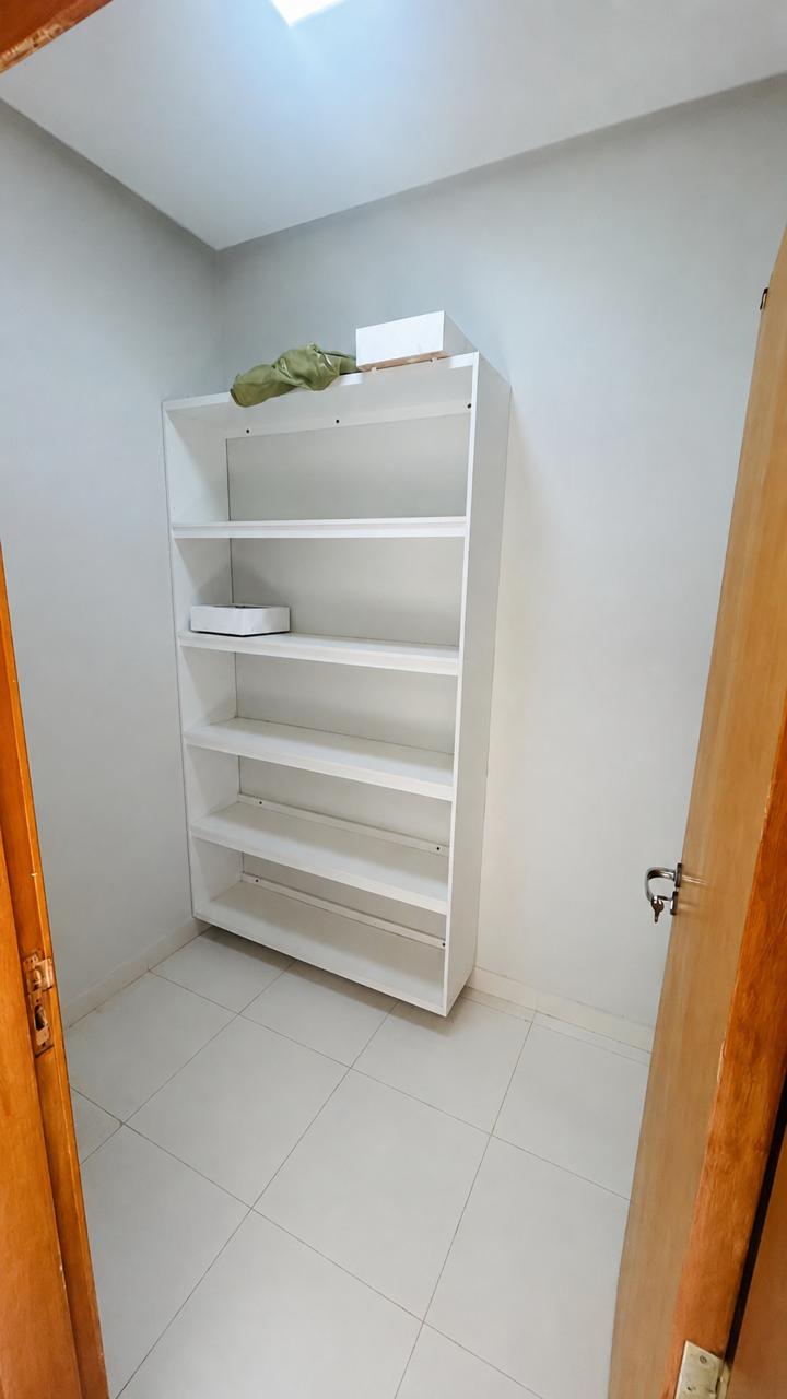 Casa Térrea a venda em Condomínio fechado no Residencial Jardim Veneza / Senador Canedo / 3 quartos / 1 suite / area gourmet com churrasqueira / energia solar