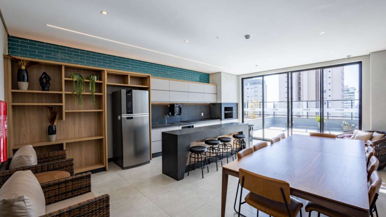 Apartamento Setor Bueno a venda / 2 quartos / lavabo / 2 vagas / predio novo / mobiliado