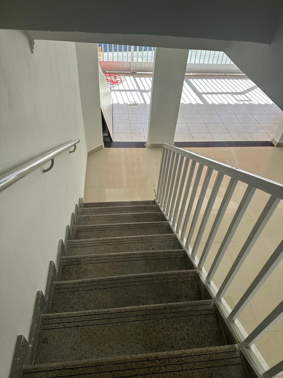 Prédio à venda no Rio Quente / Prédio principal 9 suítes / 481,00m2 / +4 kitnets 101,00m²