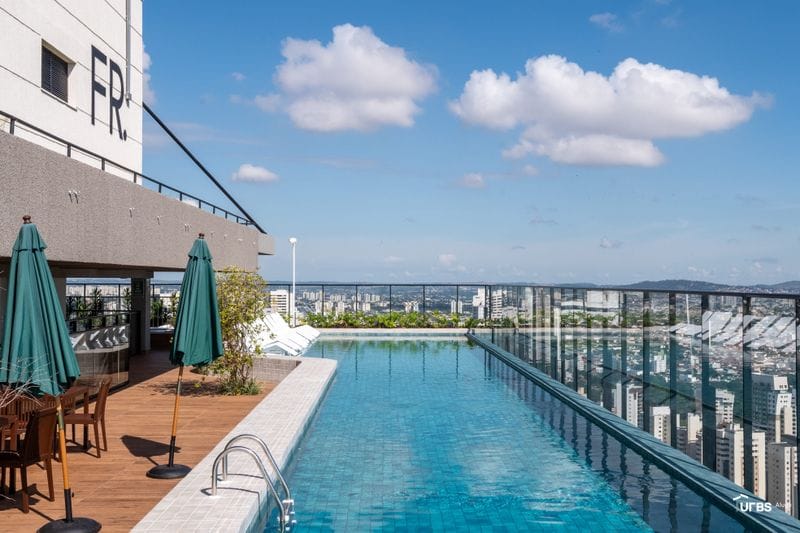 Apartamento à venda ou aluguel Setor Oeste / 2 suites / lavabo / 2 vagas / 72m² / andar alto / prédio novo / mobiliado