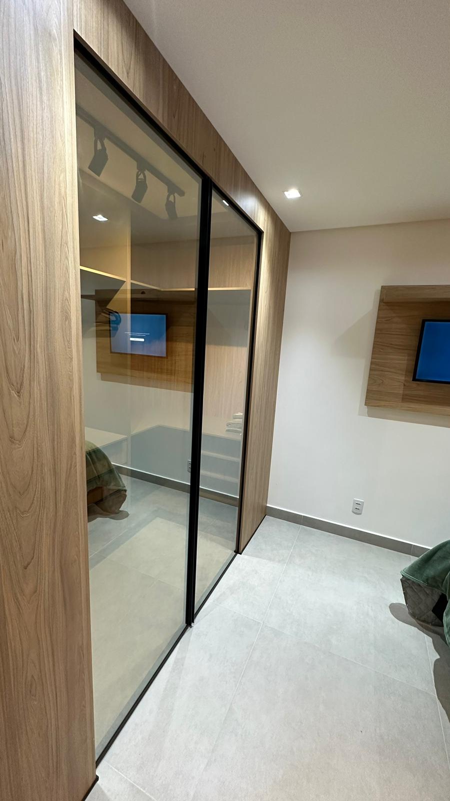 Apartamento aluguel / 2 quartos / 1 suite / mobiliado / Setor Bueno proximo Goiania shopping / predio novo / 1 vaga