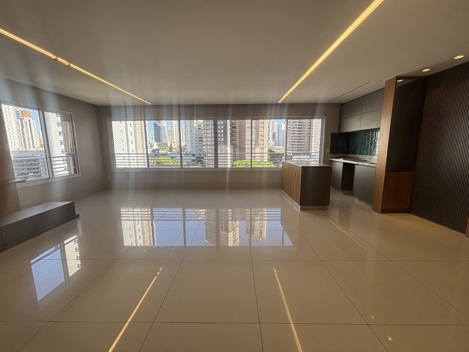 Apartamento à Venda no Edifício Âme Infinity Home / 3 suítes / 3 vagas / 153 m² / Setor Marista
