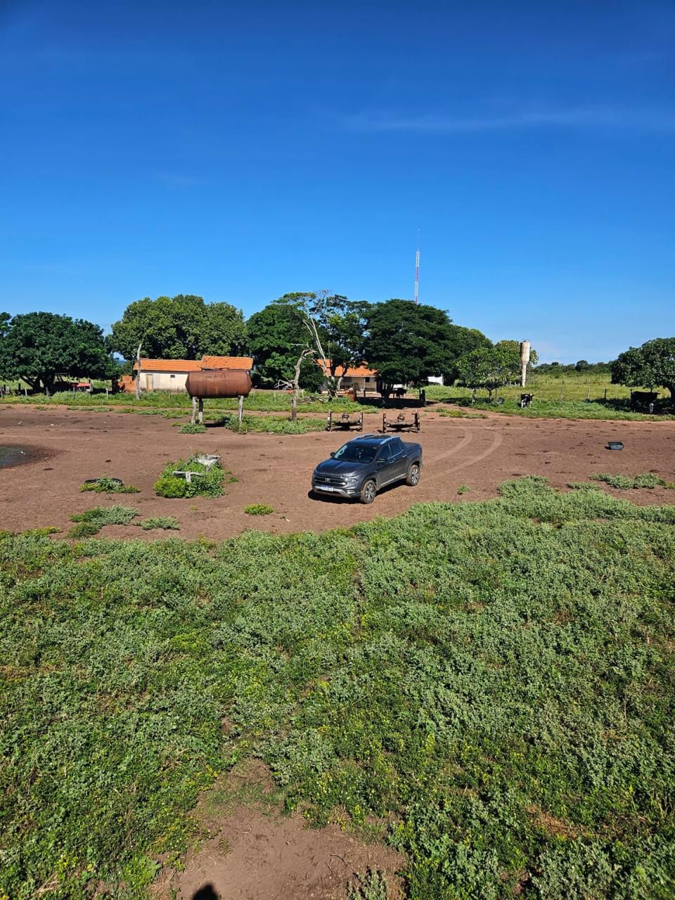 Fazenda à Venda em Baliza, GO / 5033 hectares / Área Agriculturável / 3000 hectares / Área em Pastagens /4000 hectares /Rio de Grande Porte
