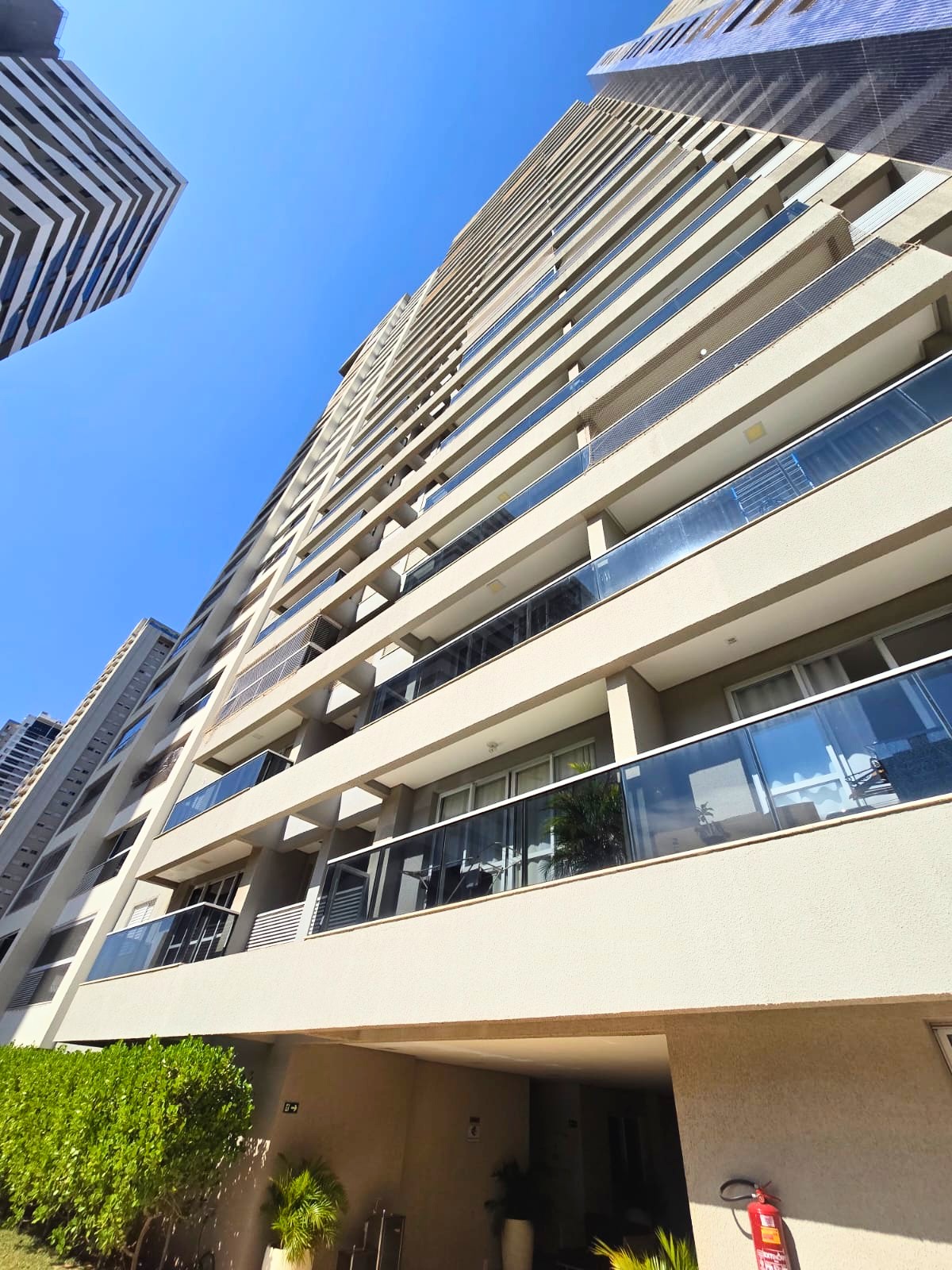 Apartamento à Venda no The Expression / 2 quartos / 1 suíte / 1 vaga / 67m² / andar Alto / varanda / nascente / Setor Bueno