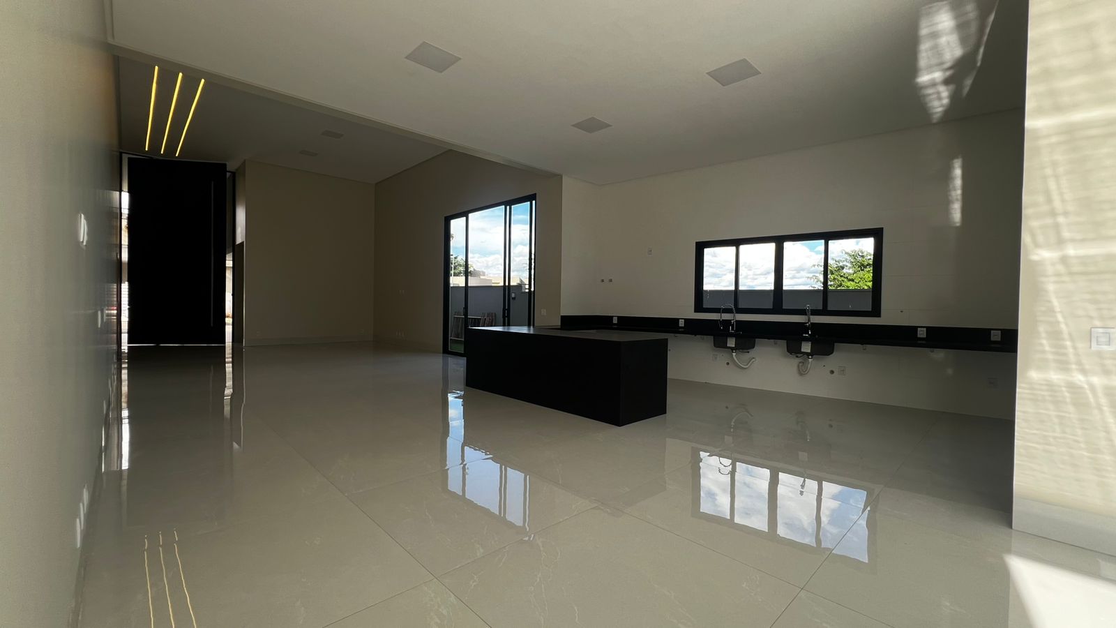 Casa à Venda no Portal do Sol Green (Goiânia Golf Clube)