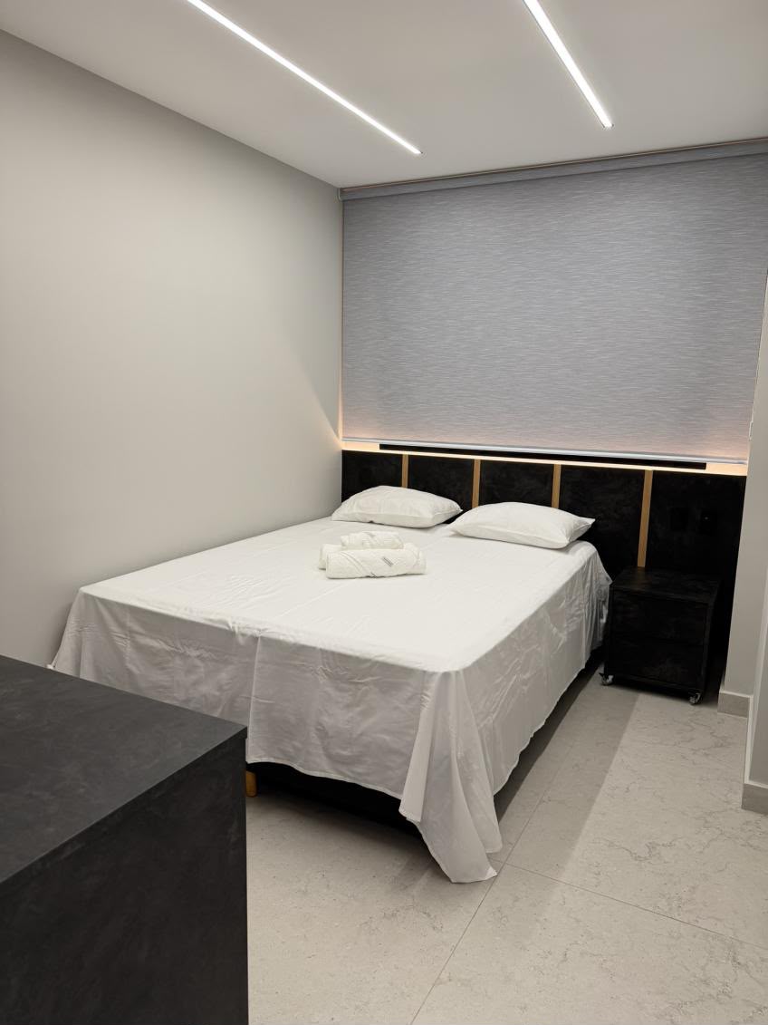 Apartamento à venda Setor Bueno / 2 suítes com lavabo / mobiliado / automatizado e comando de voz Alexa / pronto para Airbnb