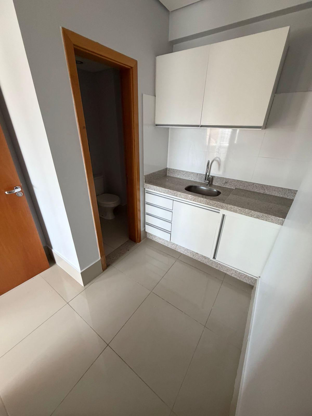 Sala comercial à venda no The Prime Tamandaré Office / 76 m² / Setor Oeste