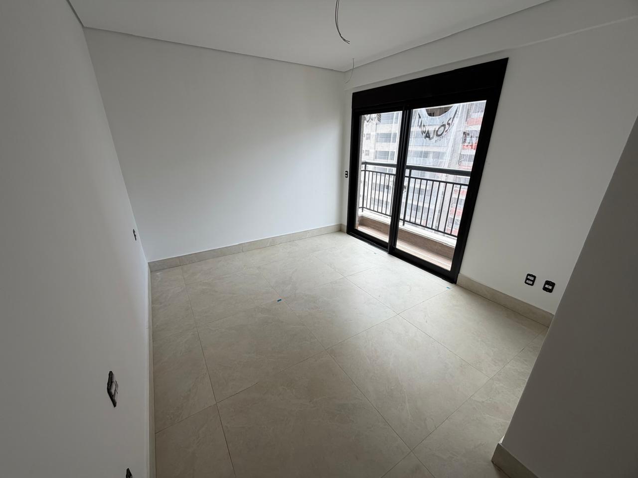 Apartamento Alto Padrão no Residencial Arte Verde - 4 Suítes Plenas com Elevador Privativo, / Setor Marista