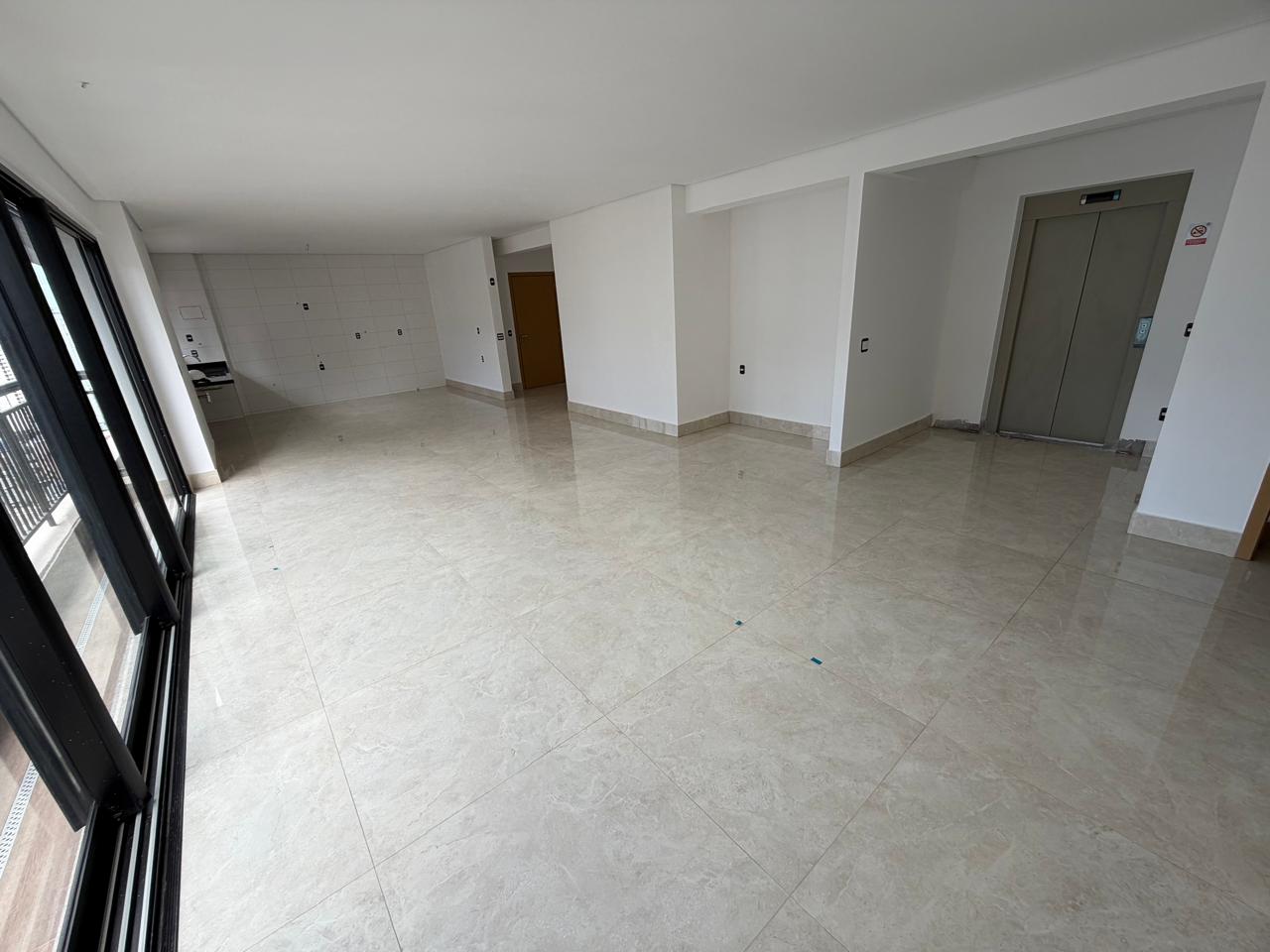 Apartamento Alto Padrão no Residencial Arte Verde - 4 Suítes Plenas com Elevador Privativo, / Setor Marista