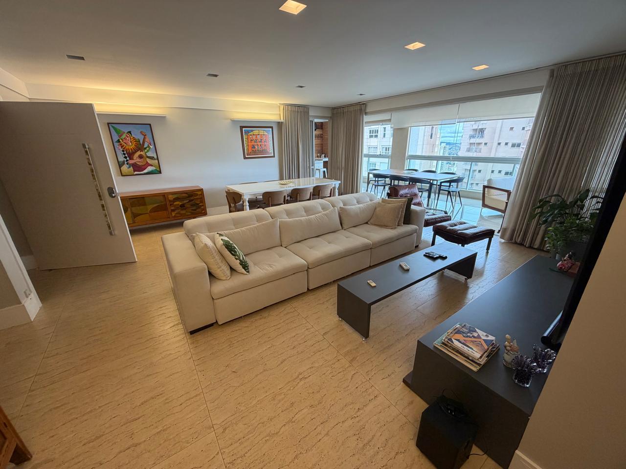 Apto no Chateau Bougainville Lifestyle com 3 suítes e 1 quarto no Marista