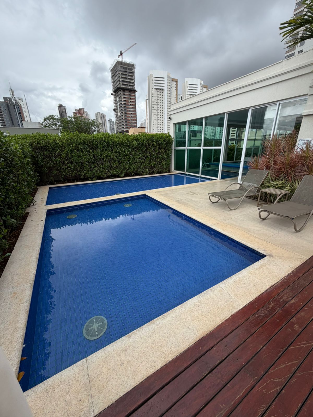 Apto no Chateau Bougainville Lifestyle com 3 suítes e 1 quarto no Marista